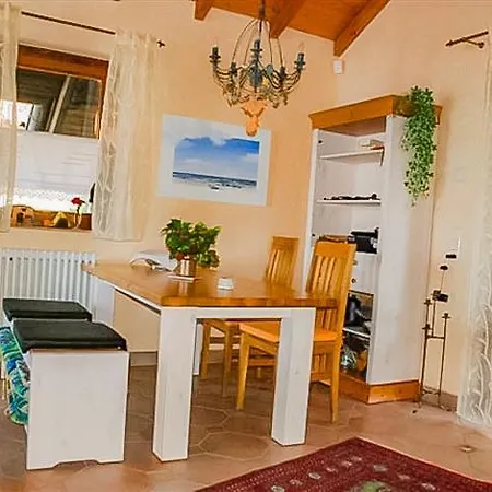 Casa Ai Ghiri Feriehus *